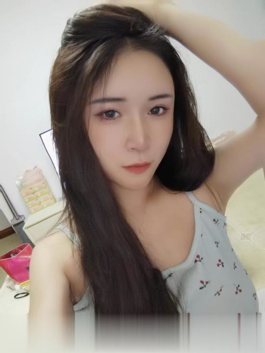重庆-渝北黄泥磅的小骚妹-2.jpg